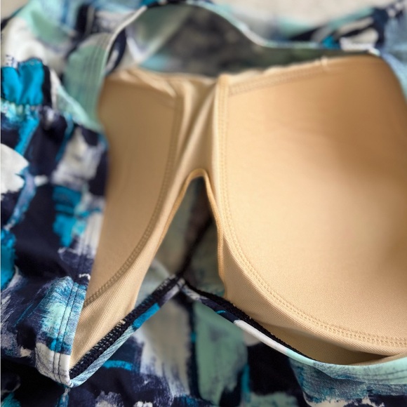 Stylish Blue and White Women Swim One Piece - Picture 9 of 9